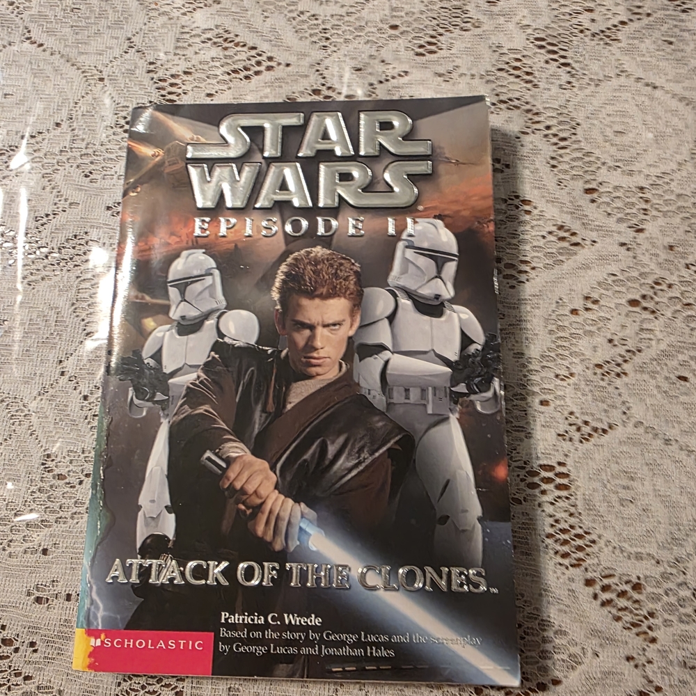 Scholastic Star Wars Episode II Book Attack Of The Clones